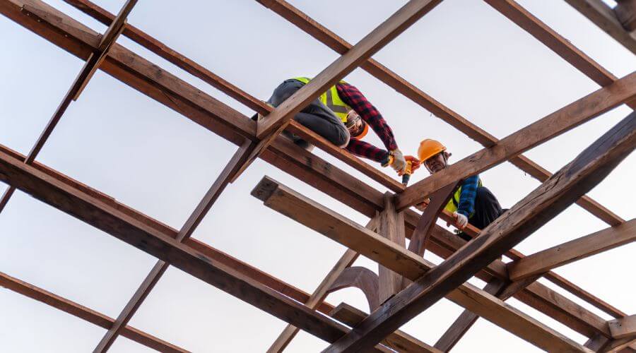 Professional gutter cleaning services in Manteo, NC